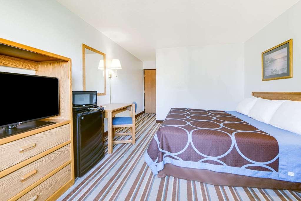 Hotel Super 8 By Wyndham Burlington Chambre photo