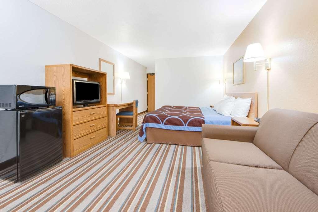 Hotel Super 8 By Wyndham Burlington Chambre photo