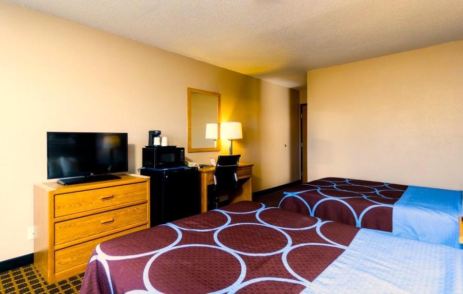 Hotel Super 8 By Wyndham Burlington Extérieur photo